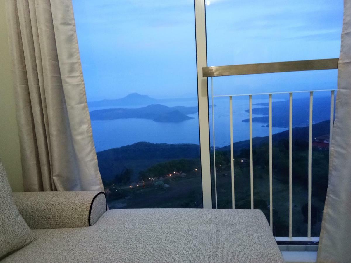 Taal Lake View Wind Residences By Smco Tagaytay City Exterior foto