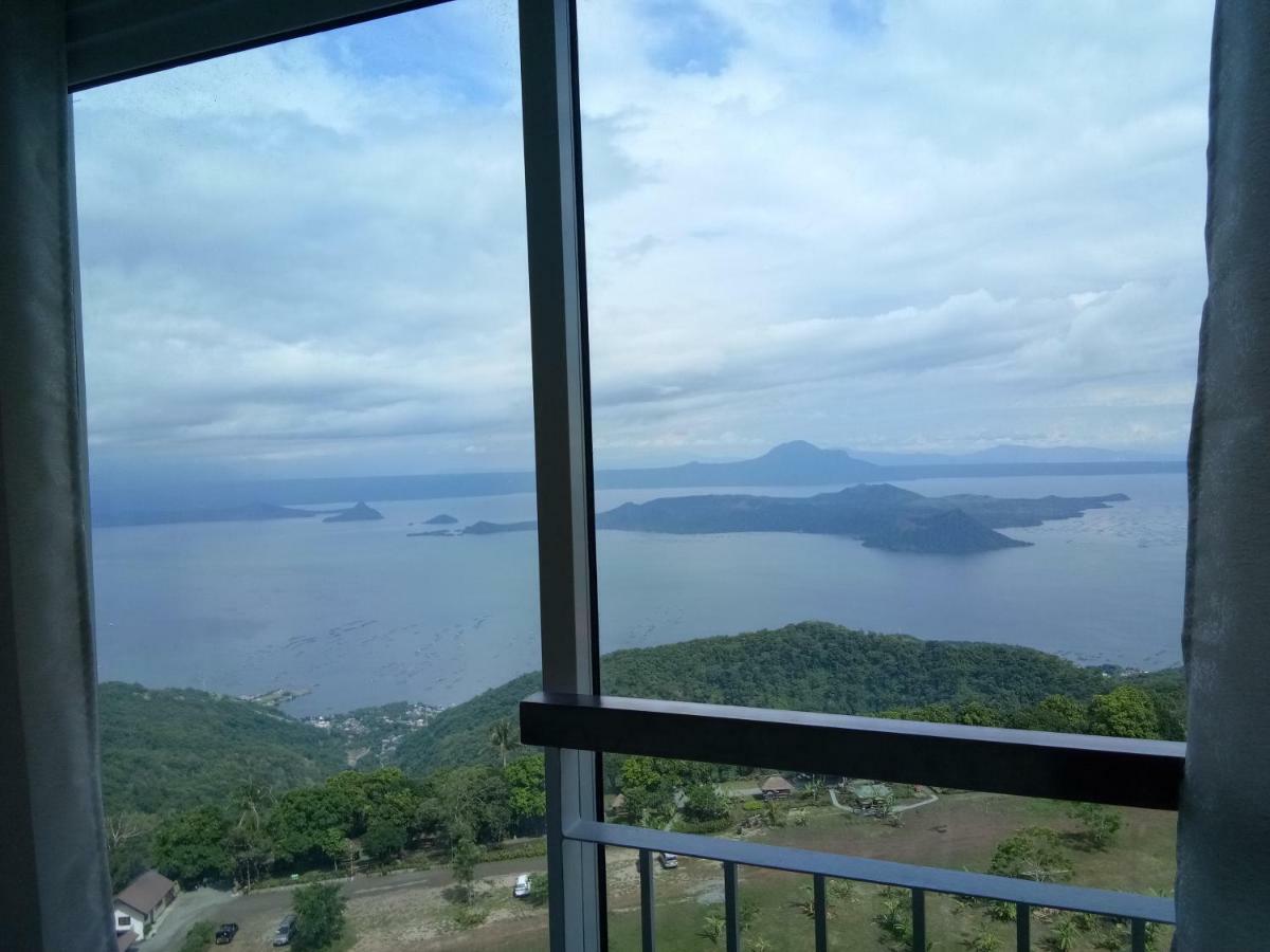 Taal Lake View Wind Residences By Smco Tagaytay City Exterior foto