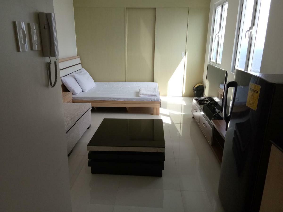 Taal Lake View Wind Residences By Smco Tagaytay City Exterior foto